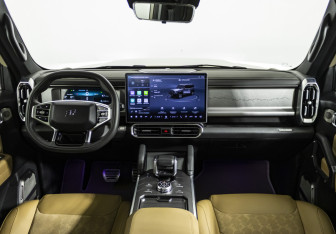 Подержанный автомобиль Jetour T2 2024 года (14 фото)