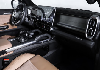 Подержанный автомобиль Jetour T2 2024 года (11 фото)