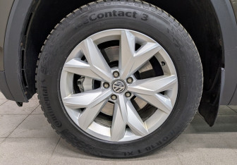 Подержанный автомобиль Volkswagen Teramont 2019 года (23 фото)