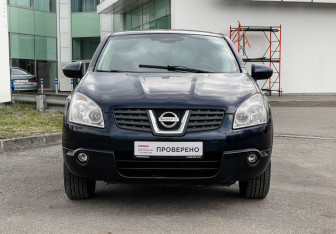 Подержанный автомобиль Nissan Qashqai 2008 года (2 фото)