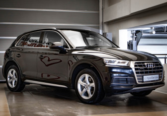 Подержанный автомобиль Audi Q5 2019 года (3 фото)