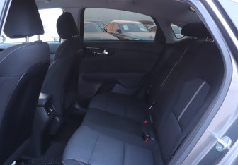 Подержанный автомобиль Kia Cerato Sedan 2021 года (10 фото)