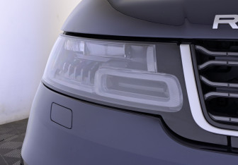 Подержанный автомобиль Land Rover Range Rover Sport 2021 года (11 фото)