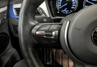 Подержанный автомобиль BMW X2 2021 года (25 фото)