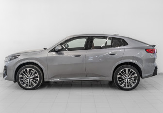 Новый BMW X2 2025 (3 фото)