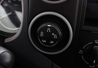 Подержанный автомобиль Peugeot Partner 2022 года (9 фото)