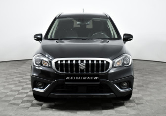 Подержанный автомобиль Suzuki SX4 Hatchback 2018 года (2 фото)