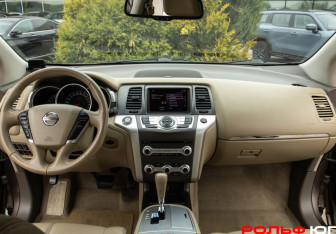 Подержанный автомобиль Nissan Murano Suv 2013 года (9 фото)