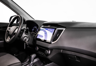 Подержанный автомобиль Hyundai Creta 2021 года (14 фото)