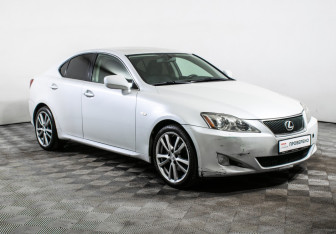 Подержанный автомобиль Lexus IS Sedan 2008 года (3 фото)
