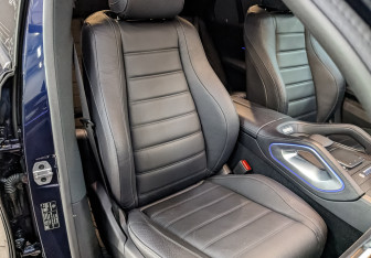 Подержанный автомобиль Mercedes-Benz GLE 2021 года (23 фото)