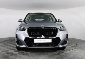 Новый BMW X1 2025 (3 фото)
