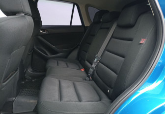 Подержанный автомобиль Mazda CX-5 2012 года (11 фото)