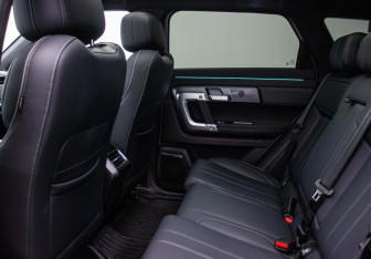 Подержанный автомобиль Jaecoo J7 2024 года (11 фото)