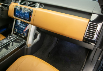 Подержанный автомобиль Land Rover Range Rover 2019 года (26 фото)