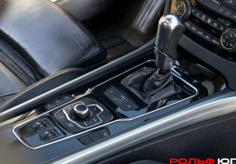 Подержанный автомобиль Peugeot 508 Sedan 2012 года (14 фото)