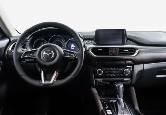 Подержанный автомобиль Mazda 6 Sedan 2018 года (7 фото)