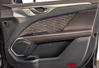 Подержанный автомобиль Wey 05 2023 года (24 фото)