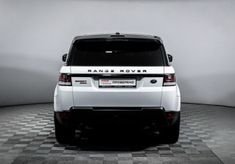 Подержанный автомобиль Land Rover Range Rover Sport 2013 года (6 фото)