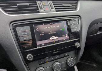 Подержанный автомобиль Skoda Octavia Liftback 2018 года (15 фото)