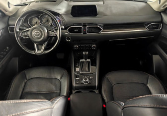 Подержанный автомобиль Mazda CX-5 2018 года (9 фото)