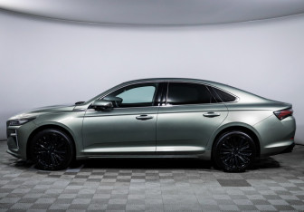 Подержанный автомобиль Geely Preface 2024 года (8 фото)