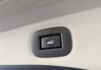 Подержанный автомобиль Nissan X-Trail 2019 года (10 фото)