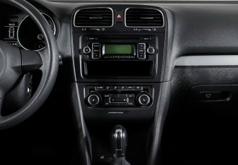 Подержанный автомобиль Volkswagen Golf Hatchback 2011 года (12 фото)