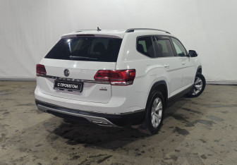 Подержанный автомобиль Volkswagen Teramont 2018 года (6 фото)