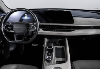 Подержанный автомобиль Chery Arrizo 8 2023 года (12 фото)