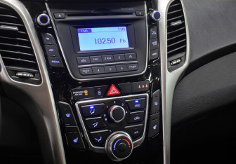 Подержанный автомобиль Hyundai i30 Hatchback 2015 года (18 фото)