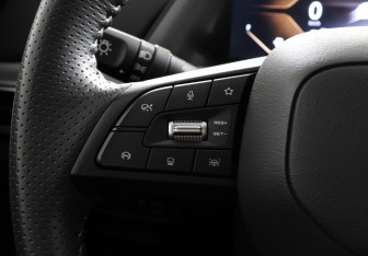 Подержанный автомобиль Changan UNI-T 2023 года (17 фото)