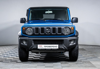 Подержанный автомобиль Suzuki Jimny 2021 года (2 фото)