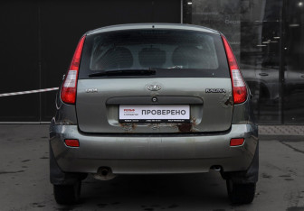 Подержанный автомобиль LADA (ВАЗ) Kalina Hatchback 2011 года (6 фото)