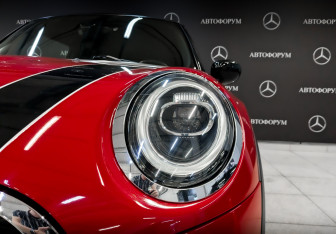 Подержанный автомобиль MINI Hatch 2020 года (17 фото)
