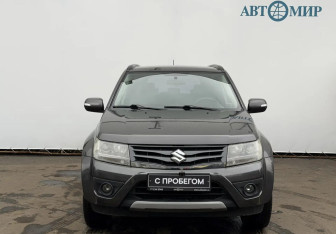 Подержанный автомобиль Suzuki Grand Vitara 2013 года (2 фото)