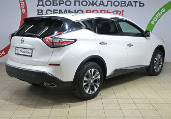 Подержанный автомобиль Nissan Murano Suv 2021 года (4 фото)