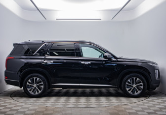 Подержанный автомобиль Hyundai Palisade 2019 года (6 фото)