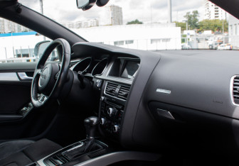 Подержанный автомобиль Audi A5 Liftback 2013 года (11 фото)