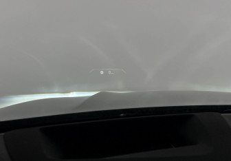 Подержанный автомобиль BMW X5 2025 года (23 фото)