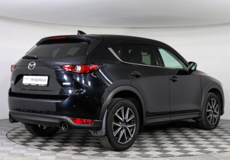Подержанный автомобиль Mazda CX-5 2018 года (5 фото)