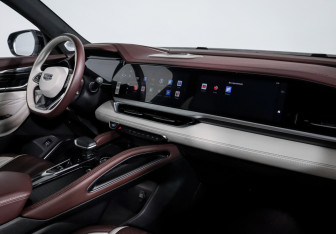 Подержанный автомобиль Geely Monjaro 2023 года (9 фото)