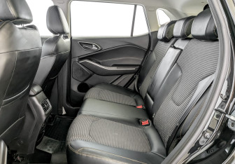 Подержанный автомобиль Москвич 3 2023 года (12 фото)