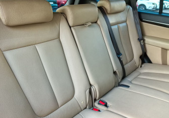 Подержанный автомобиль Hyundai Santa Fe 2011 года (13 фото)