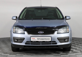 Подержанный автомобиль Ford Focus Sedan 2006 года (2 фото)