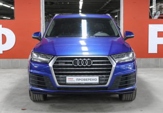 Подержанный автомобиль Audi Q7 2016 года (2 фото)