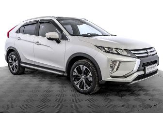 Подержанный автомобиль Mitsubishi Eclipse Cross 2022 года (3 фото)