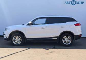 Подержанный автомобиль Geely Atlas 2018 года (5 фото)