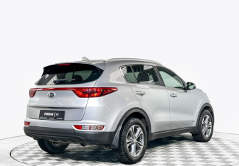 Подержанный автомобиль Kia Sportage 2016 года (5 фото)