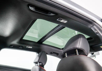 Подержанный автомобиль Geely Coolray 2021 года (12 фото)